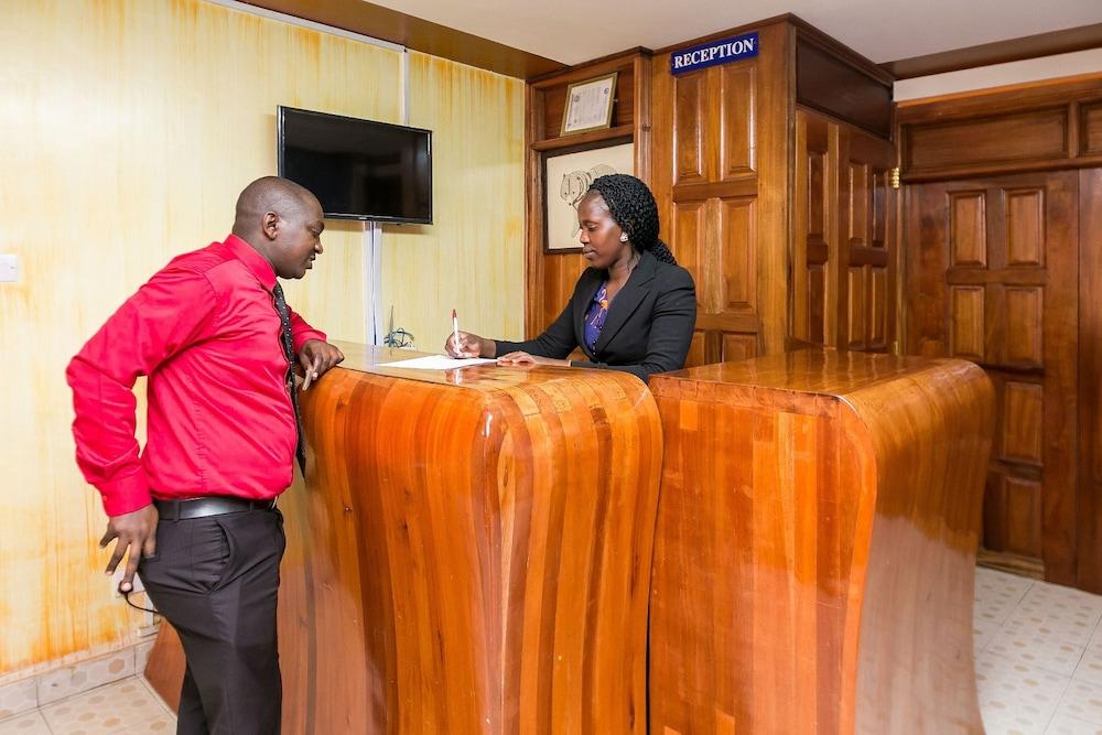 Upperhill Blueberry Hotel Nairobi Exterior photo